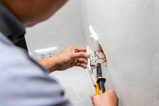 Best Affordable Electrician  in Belterra, TX